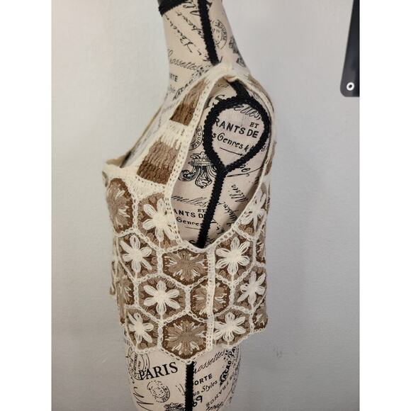 Granny Square Top Womens SZ Small Crochet Boxy Crop Hippie Bohemian Cottage - Picture 5 of 9